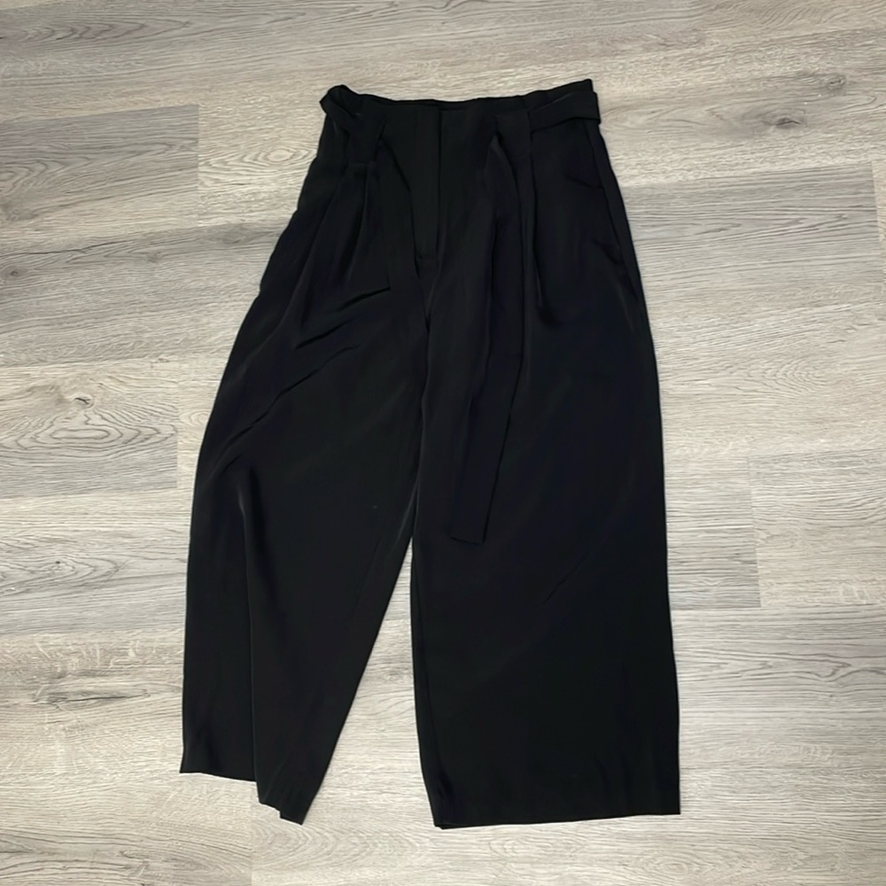 Dynamite flowy work pants size M